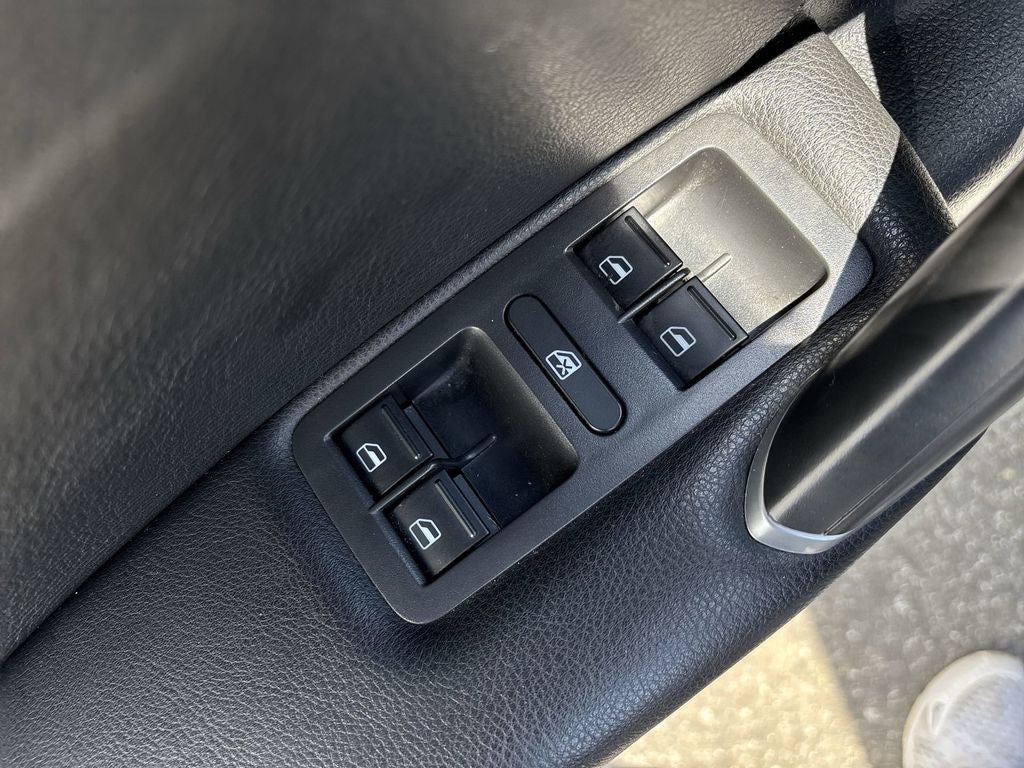 2021 Volkswagen Passat 2.0T R-Line