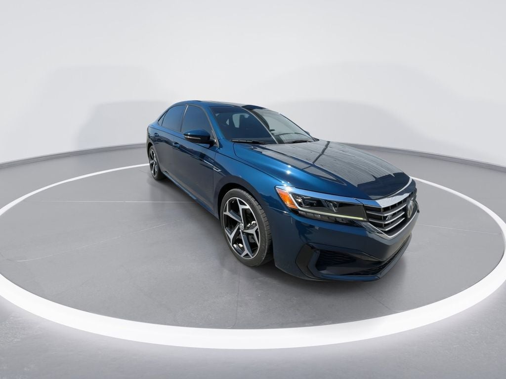 2021 Volkswagen Passat 2.0T R-Line