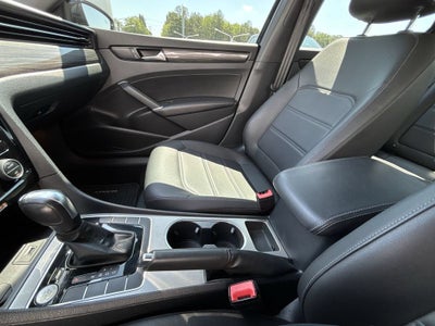 2021 Volkswagen Passat 2.0T R-Line