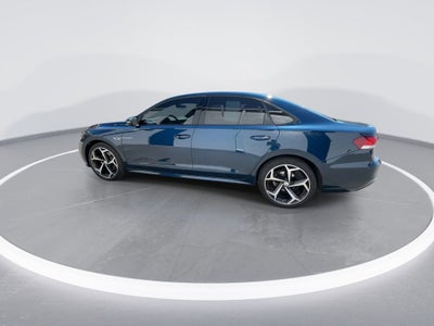 2021 Volkswagen Passat 2.0T R-Line