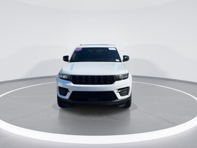 2022 Jeep Grand Cherokee Altitude