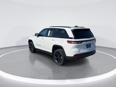 2022 Jeep Grand Cherokee Altitude