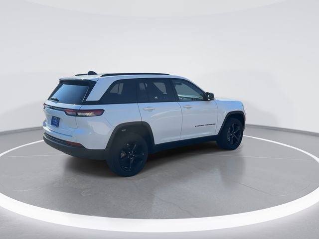 2022 Jeep Grand Cherokee Altitude