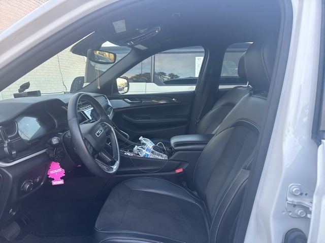 2022 Jeep Grand Cherokee Altitude