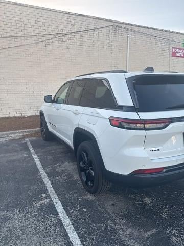 2022 Jeep Grand Cherokee Altitude