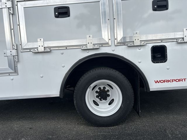 2026 Ford E-350SD Cutaway
