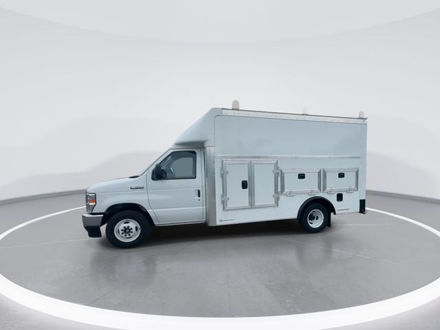 2026 Ford E-350SD Cutaway