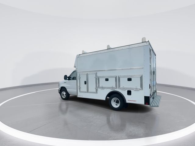 2026 Ford E-350SD Cutaway