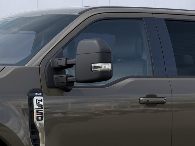2027 Ford F-350SD XLT