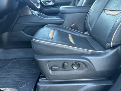 2022 GMC Yukon XL AT4