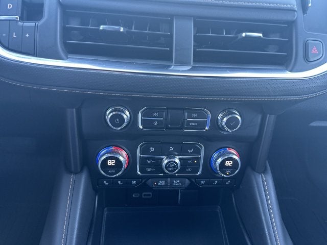 2022 GMC Yukon XL AT4