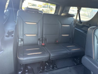 2022 GMC Yukon XL AT4