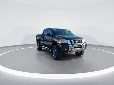 2012 Nissan Titan SV
