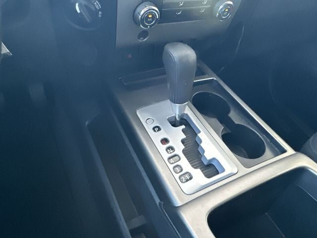 2012 Nissan Titan SV