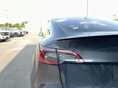 2025 Tesla Model Y Performance