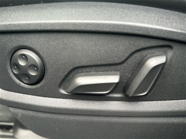 2023 Audi Q5 40 Premium quattro