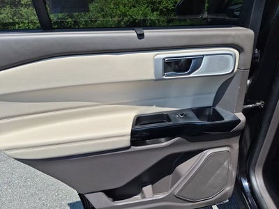 2022 Ford Explorer Platinum