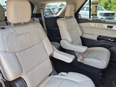 2022 Ford Explorer Platinum