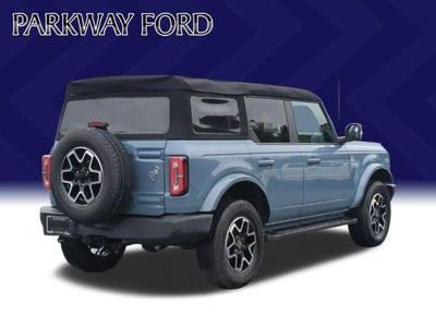 2024 Ford Bronco Outer Banks