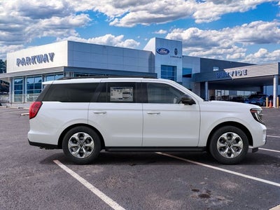 2027 Ford Expedition Active