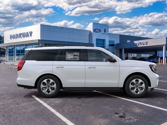 2027 Ford Expedition Active