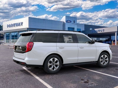 2027 Ford Expedition Active