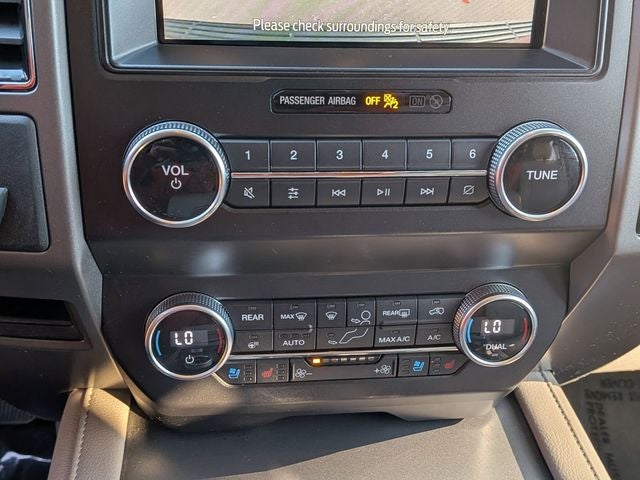 2021 Ford Expedition XLT 202A