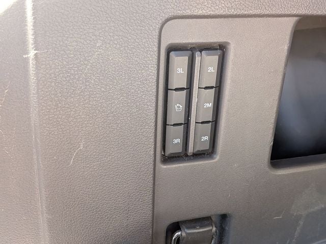 2021 Ford Expedition XLT 202A