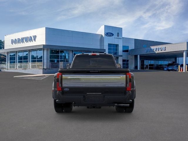2026 Ford F-350SD Platinum DRW