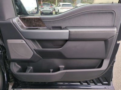 2023 Ford F-150 Lightning Lariat