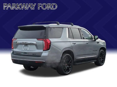 2023 GMC Yukon SLT