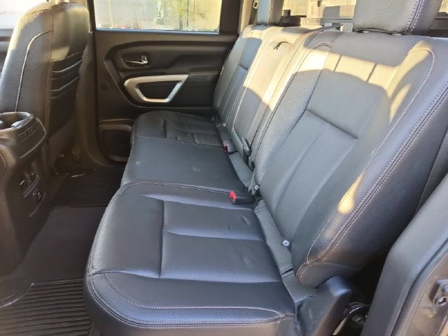 2017 Nissan Titan SL