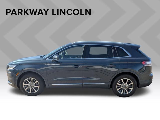 2022 Lincoln Nautilus Standard