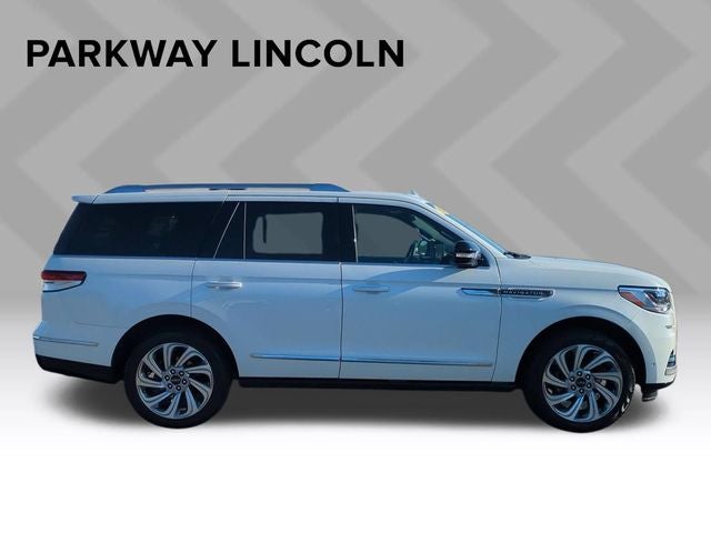 2024 Lincoln Navigator Reserve