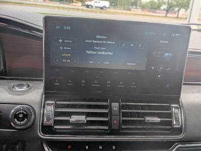 2023 Lincoln Navigator L Reserve