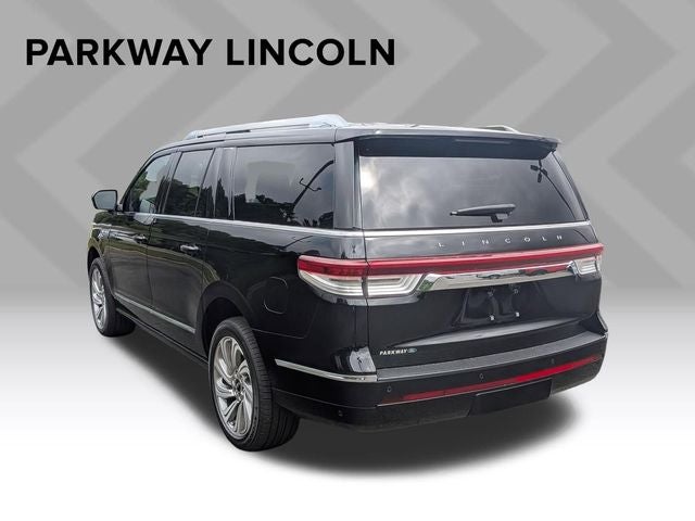 2023 Lincoln Navigator L Reserve