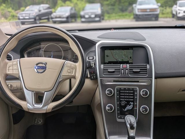 2016 Volvo XC60 T6 Platinum