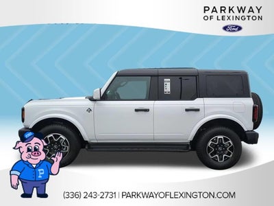 2026 Ford Bronco Outer Banks