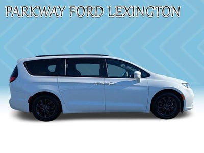 2021 Chrysler Pacifica Touring