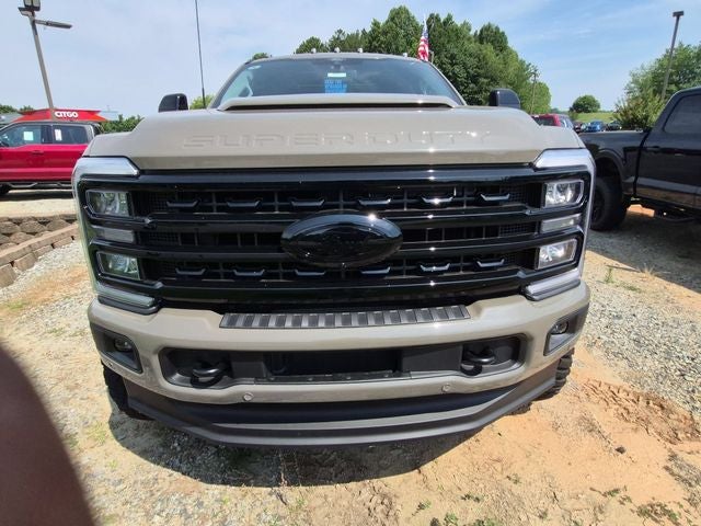 2026 Ford F-250SD Lariat Valor Package
