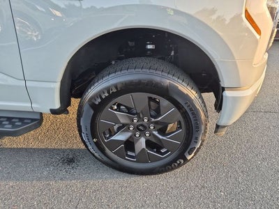 2024 Ford F-150 Lightning XLT