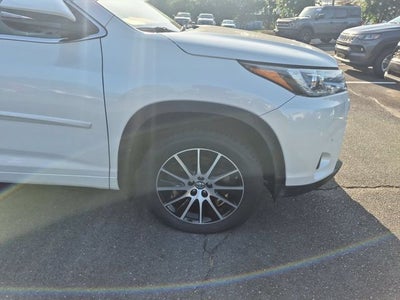 2019 Toyota Highlander Limited Platinum