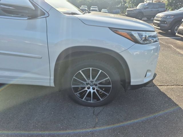 2019 Toyota Highlander Limited Platinum