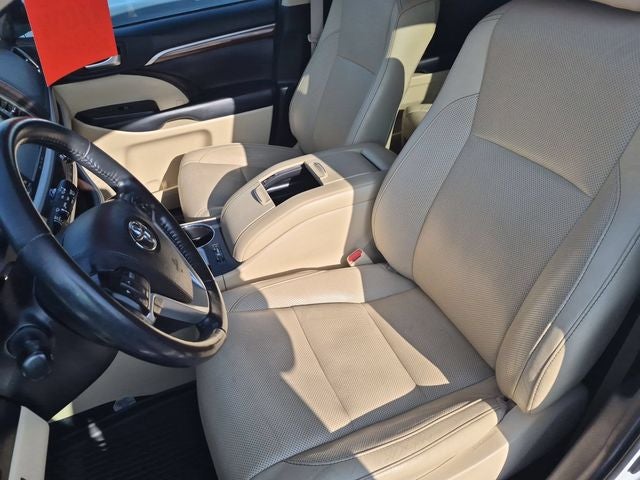 2019 Toyota Highlander Limited Platinum