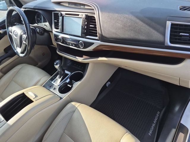 2019 Toyota Highlander Limited Platinum