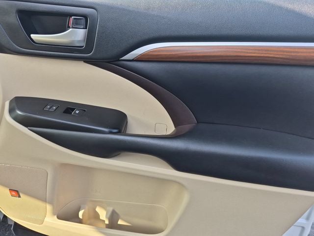 2019 Toyota Highlander Limited Platinum